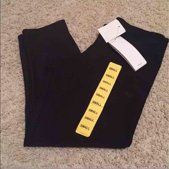 New Adidas Capri size S