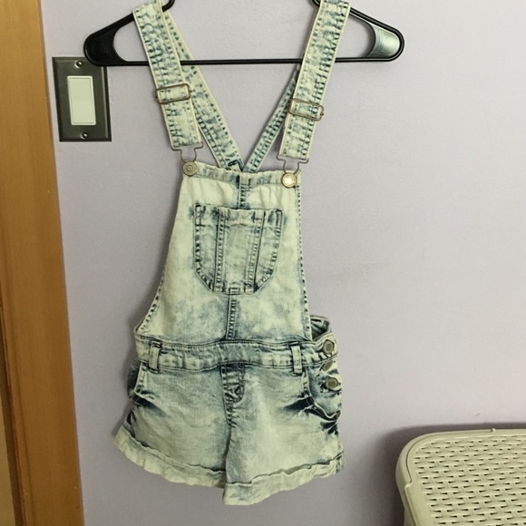 denim overalls - Picture 1 of 2