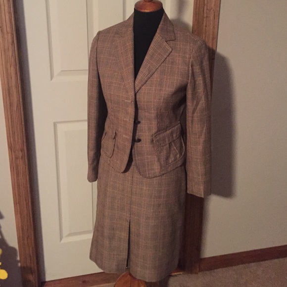 Casual Corner dress suite