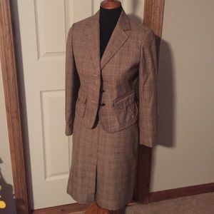 Casual Corner dress suite