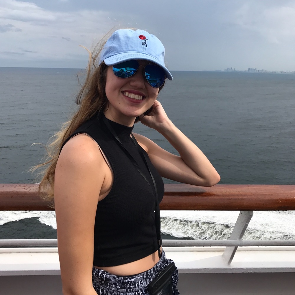 Meet your Posher, Julianna