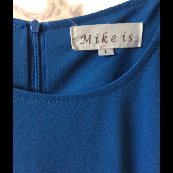 Dress - Picture 3 of 3