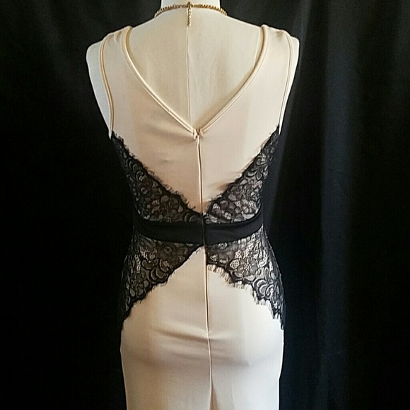 Cream dress with black lace - Picture 3 of 3