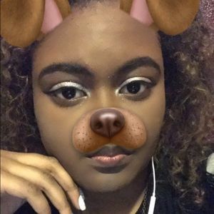 Meet your Posher, Ariana