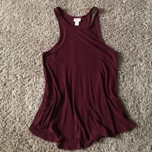 Maroon tank