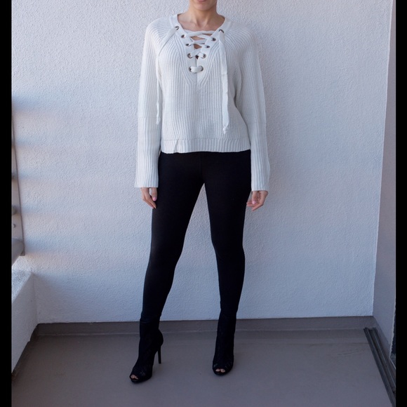 ⭐️Lace Detail High Low Sweater #807 - Picture 2 of 4