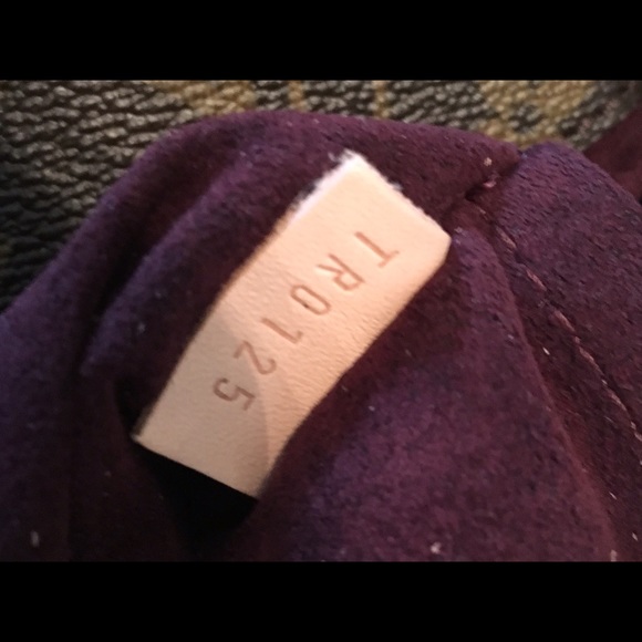 Authentic Louis Vuitton Montaigne GM - Picture 2 of 3