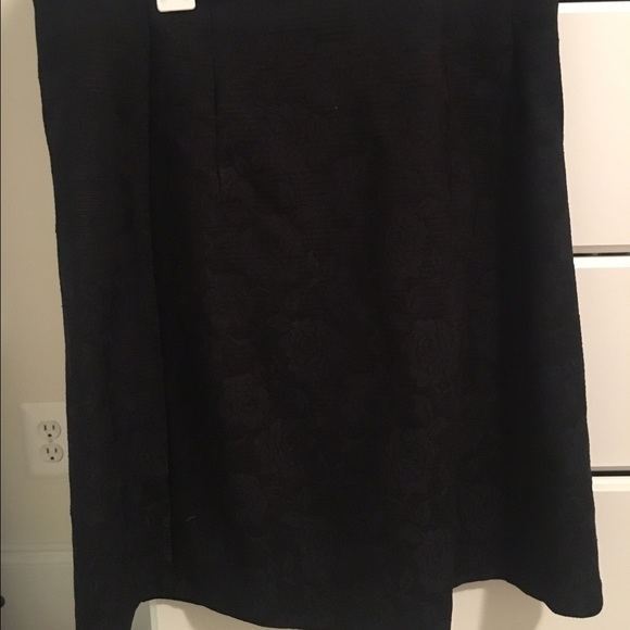 Black floral design skirt