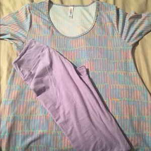 Lularoe perfect tee and OS leggings