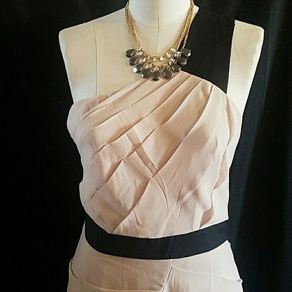 Cream and black dress - Picture 2 of 3