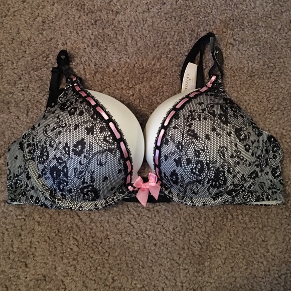 Victoria's Secret bombshell bra 34B