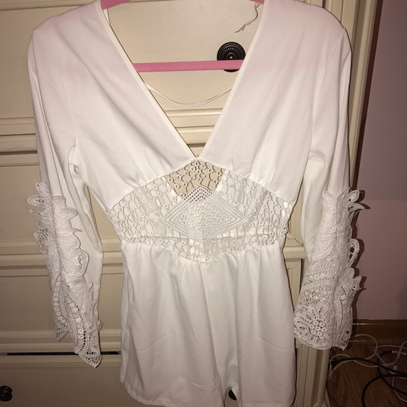 White romper - Picture 2 of 2