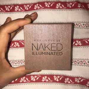 URBAN DECAY NAKED ILLUMINATED HIGHLIGHTER