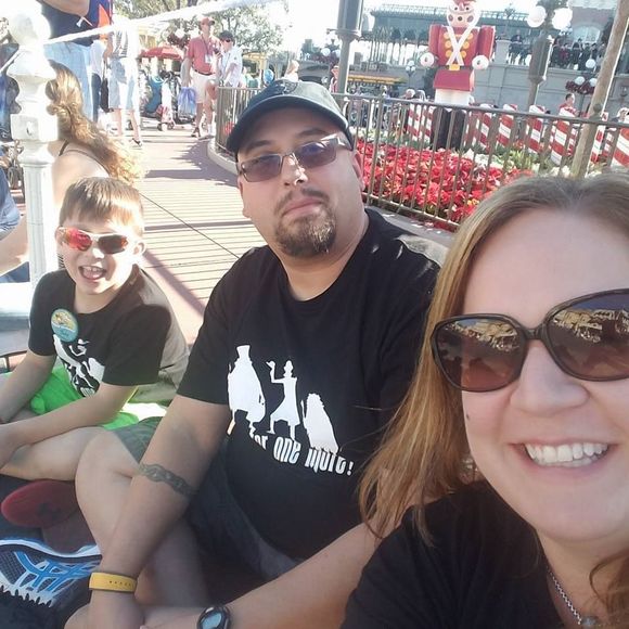 Meet your Posher, Jenn - Picture 1 of 1