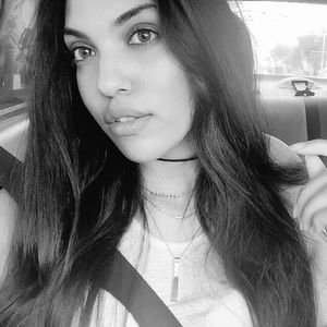 Meet your Posher, Esther