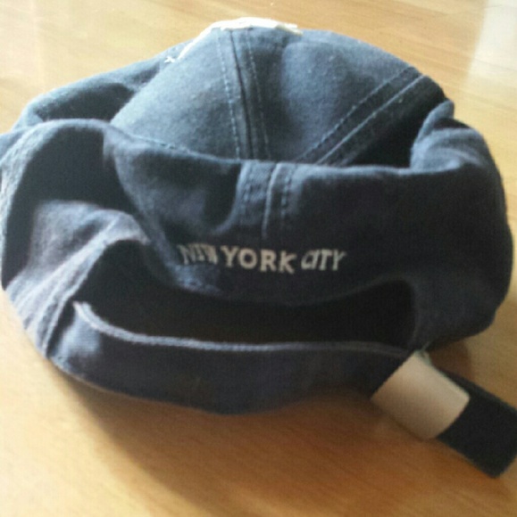 Baseball Cap - Picture 2 of 4