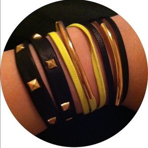 Leather Bar Bracelet in Black