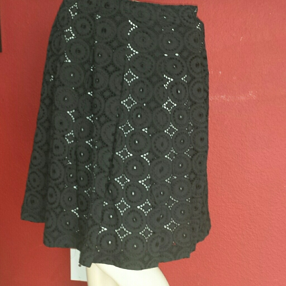 🖤 Banana Republic Black Eyelet Skirt 🖤