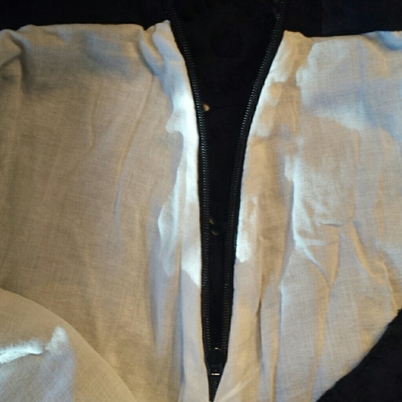 Banana Republic Black Eyelet Skirt 💋 - Picture 4 of 5