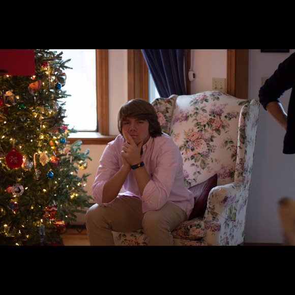 Meet your Posher, Alex - Picture 1 of 1