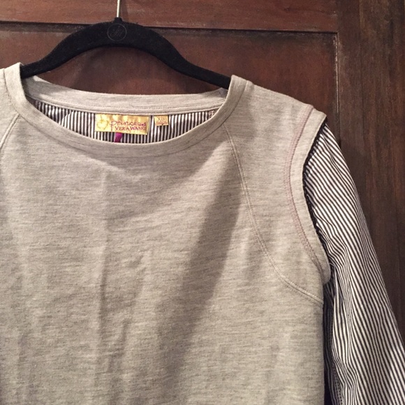 Unique top by Vera Wang - XS