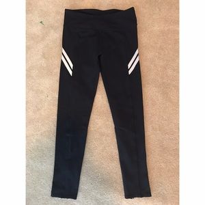 Black Fabletics Leggings!