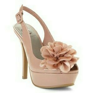 🌸SALE🌸 Blush Slingback Platform Pumps