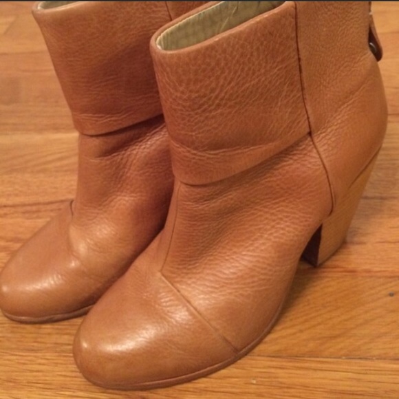 Authentic Rag & Bone Newbury Boots in Sable (38)