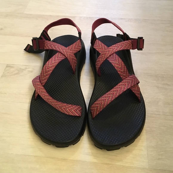 Chacos Size 10