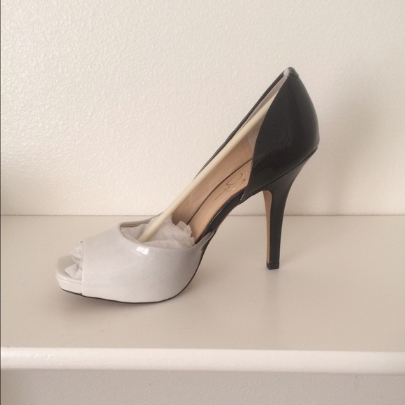 Jessica Simpson high heel shoes