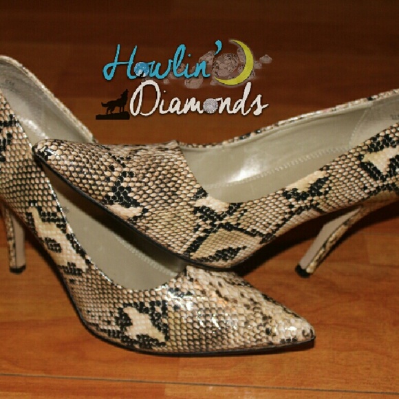 Pierre Dumas Stiletto Heels