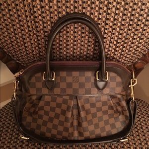 Trevi Louis Vuitton