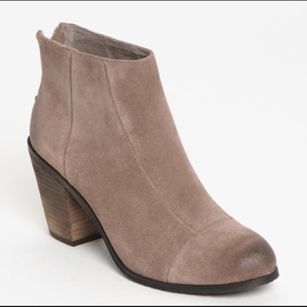 Vince Camuto "Graysen" Bootie