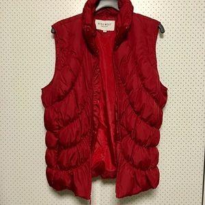 Nine West red bubble zip vest