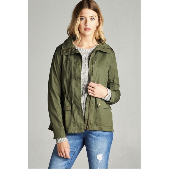 LAST ONE!! Green utility jacket. Size SMALL. - Picture 5 of 6