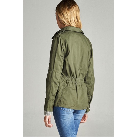 LAST ONE!! Green utility jacket. Size SMALL. - Picture 6 of 6