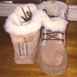 SUPER CUTE UGG BOOTIES . FINAL PRICE DROP