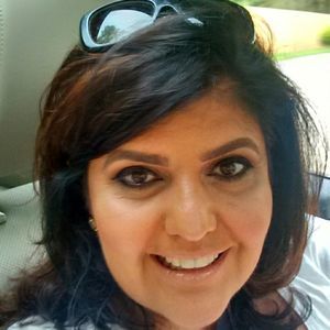 Meet your Posher, Gina maria