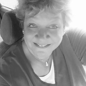 Meet your Posher, Robin