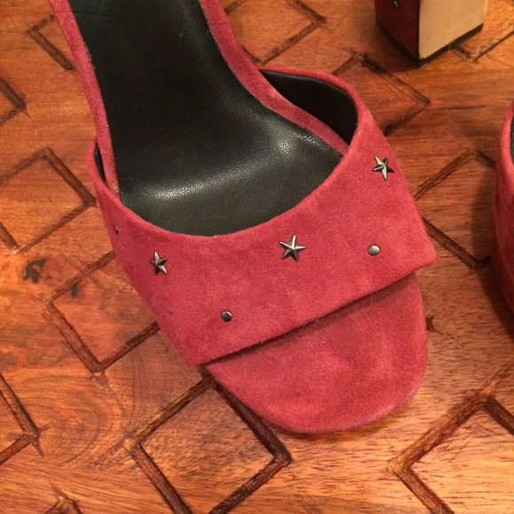 New Coach Margarita Star Studded Red Suede Heels - Picture 2 of 4