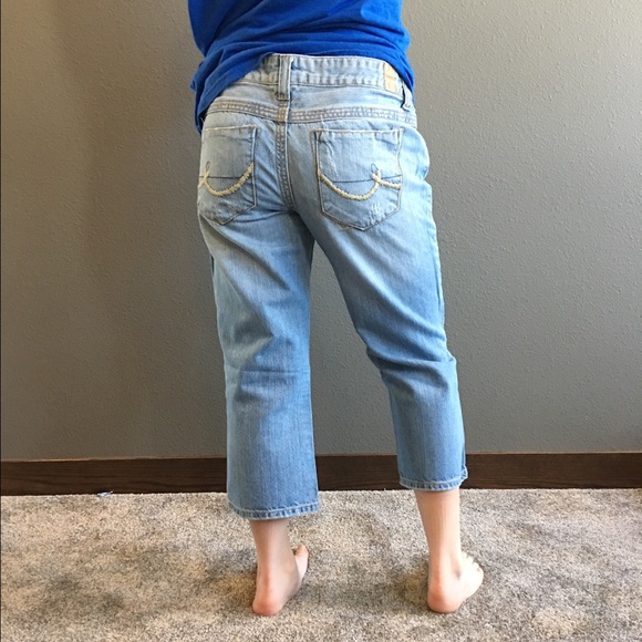 Woman sz 11/12 Maurices capri