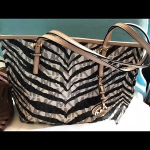 SOLD MK small tote bag twice worn