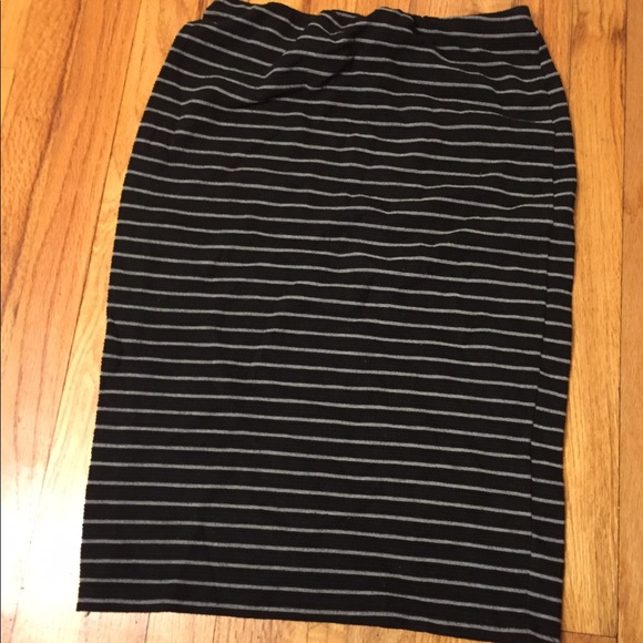 Mossimo Supply Co. Dresses & Skirts - 🎬 Women's Striped Tight Bodycon Skirt