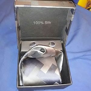 100 % silk tie hanki ,tie and cuff links set