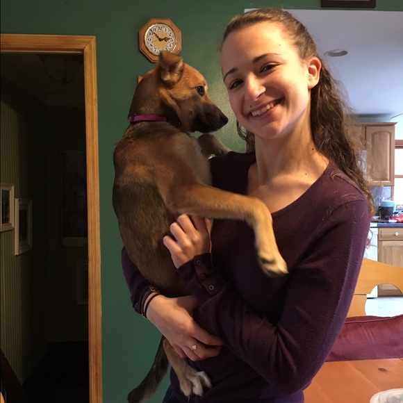 Meet your Posher, Amanda - Picture 4 of 4