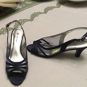 David Tate Navy Petal size 8