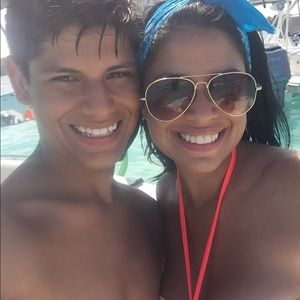 Meet your Posher, Luis