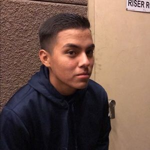 Meet your Posher, Isaiah