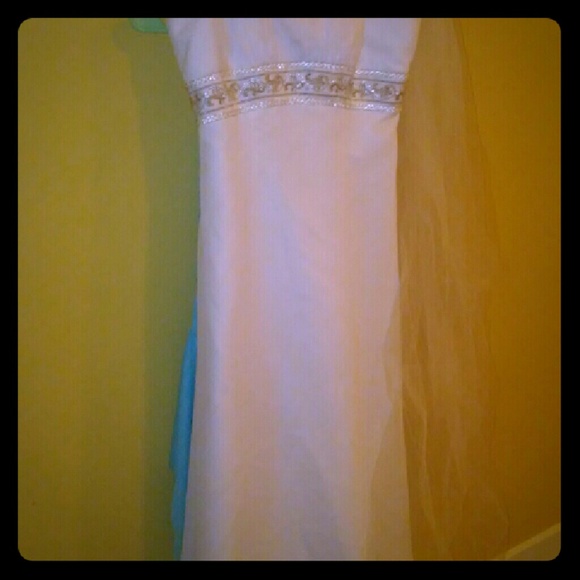 Wedding dress