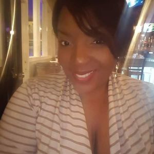 Meet your Posher, Carrie